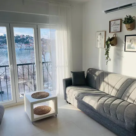 Penthouse Ivy Apartman *