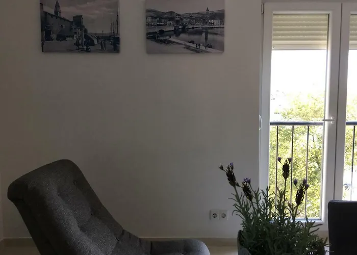 Апартаменты Penthouse Ivy Трогир