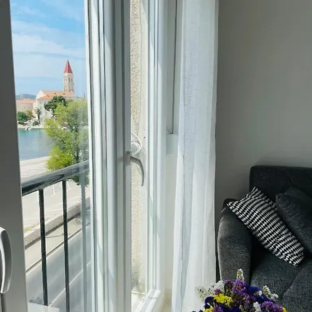 Penthouse Ivy Apartament *