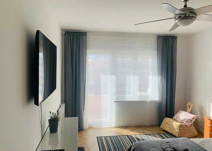 Апартаменты Penthouse Ivy *